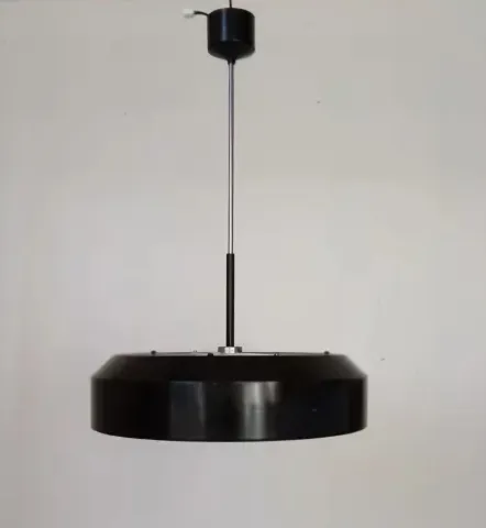 1330