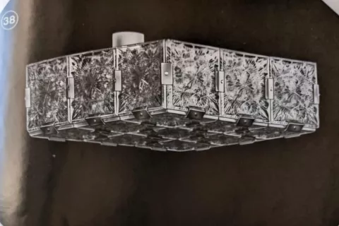 470060/4