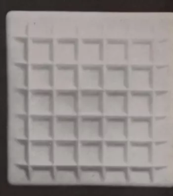348 1 476 605 01