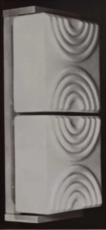 348 1 476 617 02